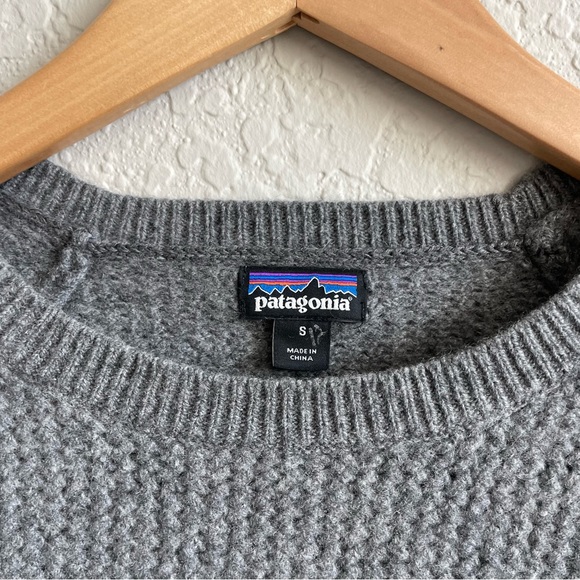 Patagonia Gray Recycled Cashmere Crew Knit Sweater - Picture 2 of 11
